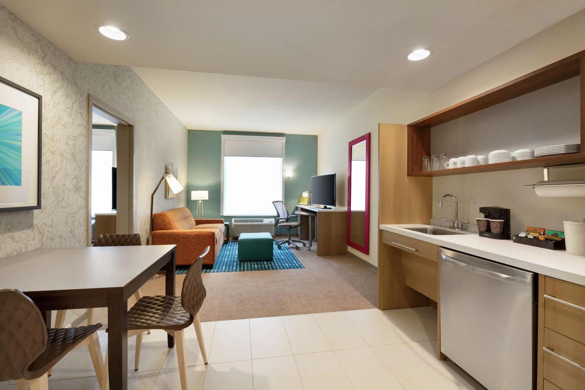 Home2 Suites By Hilton Frederick Exterior photo